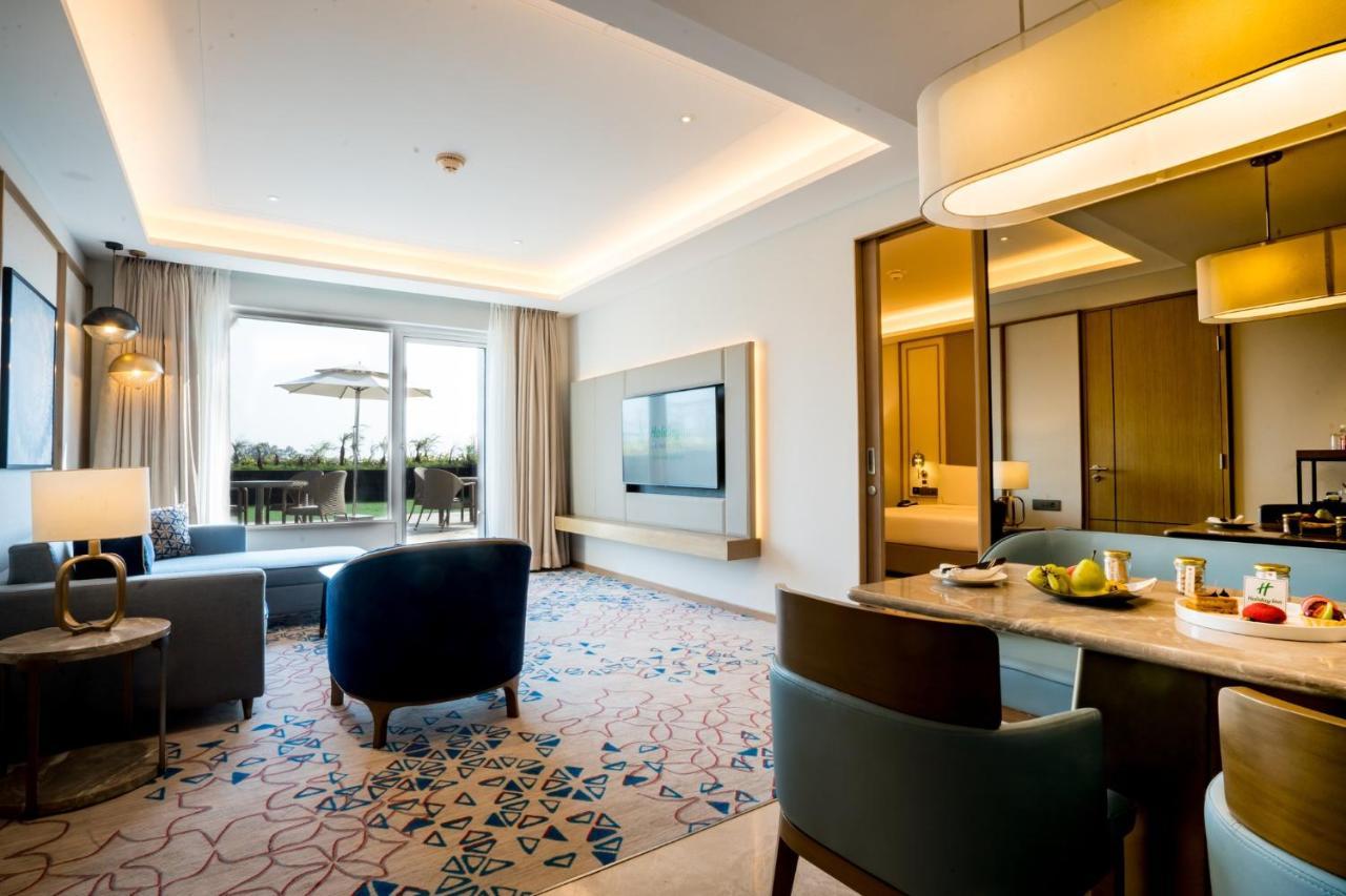 Holiday Inn Lucknow Airport By Ihg Екстер'єр фото