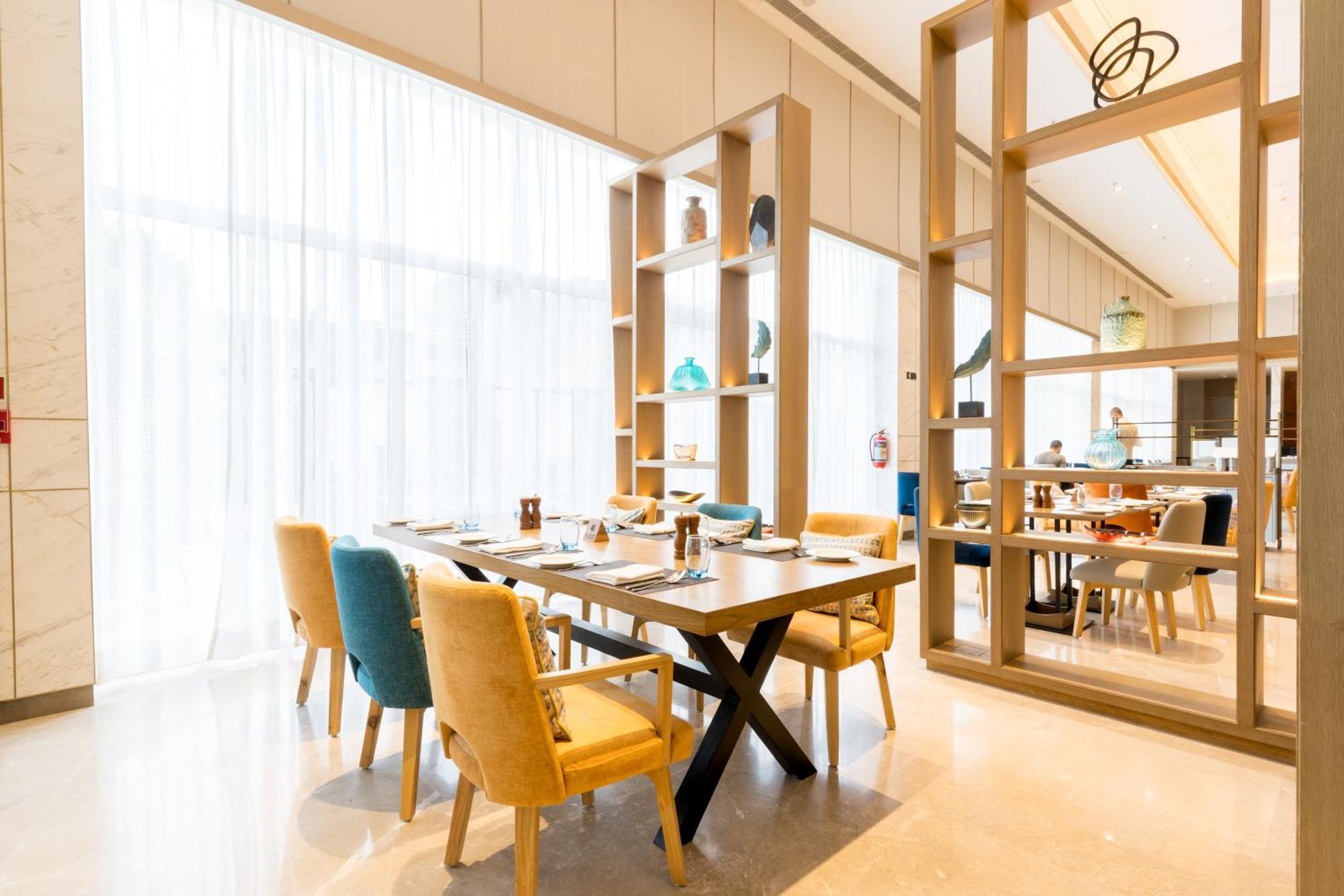 Holiday Inn Lucknow Airport By Ihg Екстер'єр фото