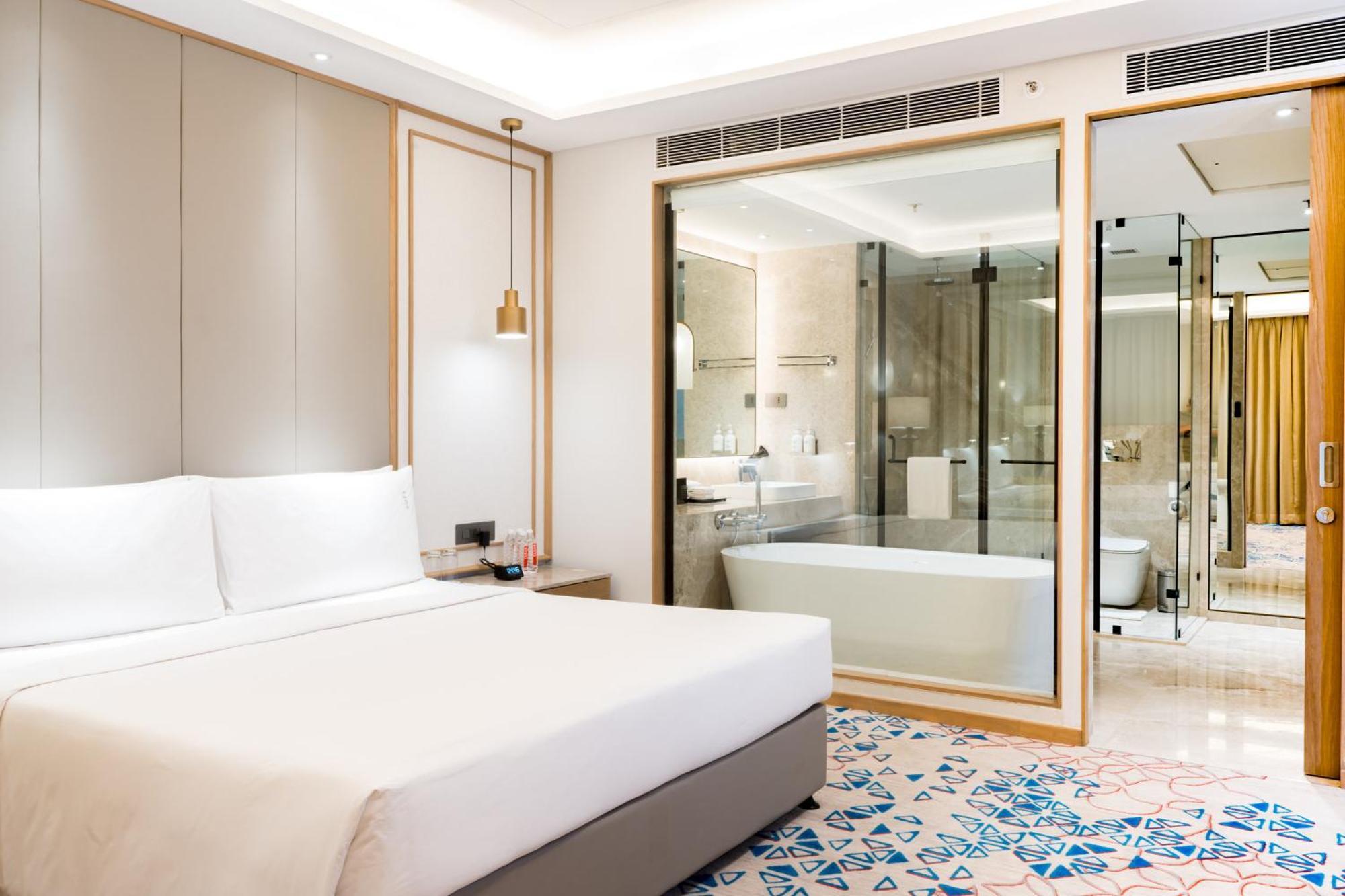 Holiday Inn Lucknow Airport By Ihg Екстер'єр фото